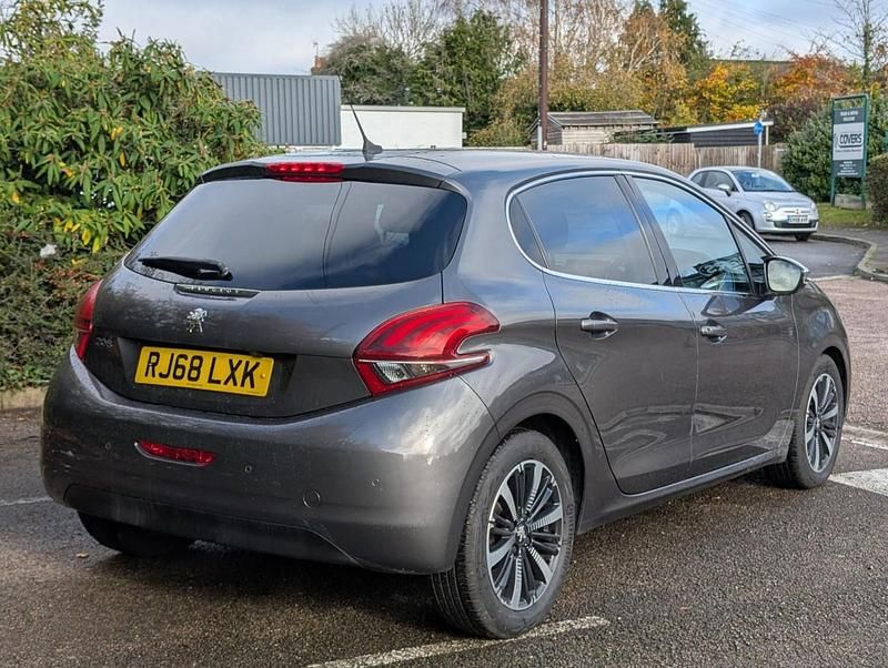 Used Peugeot 208 S 82 HP (60 kW) 2019 Grey Hatchback