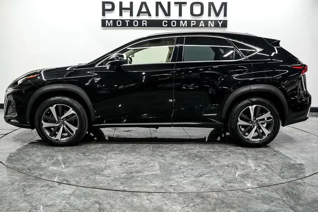 Used Lexus NX300h 197 HP (144 kW) 2018 Black SUV