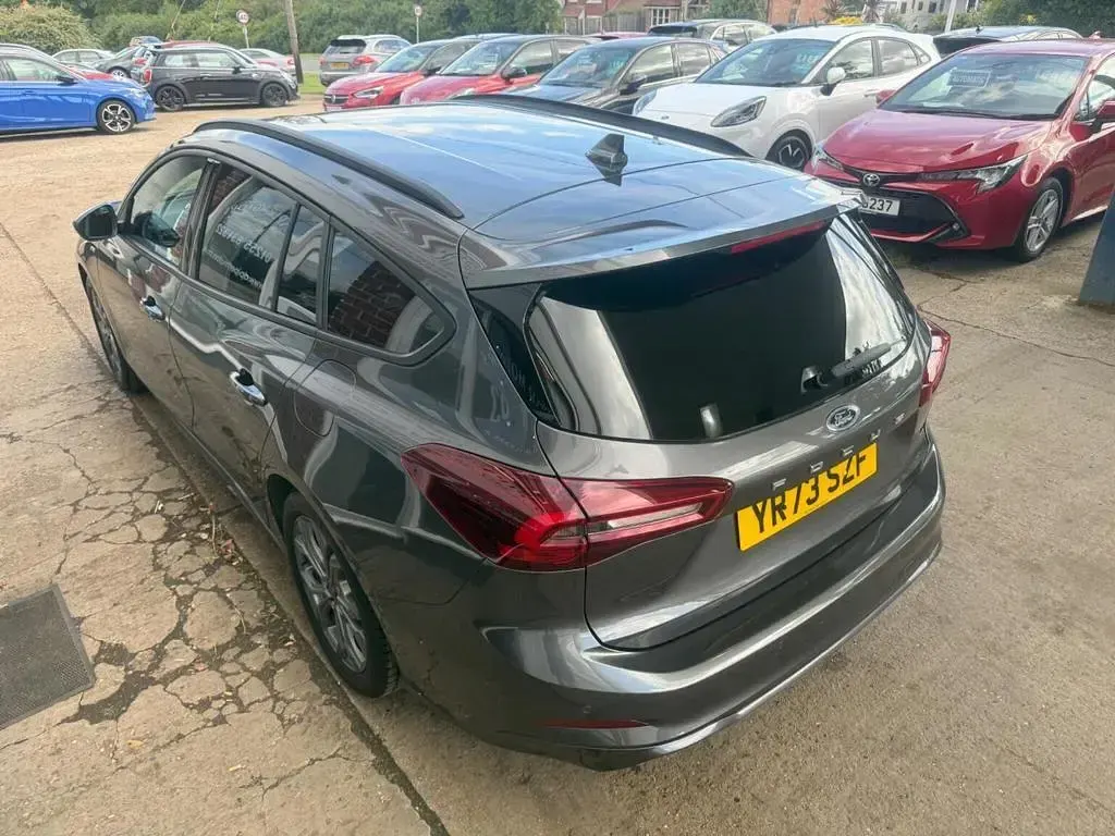 Used Ford Focus ST-Line 2023 Grey Estate