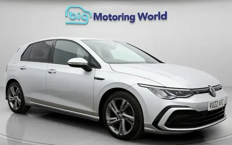 Usado VW Golf VIII R-line 150 CV (110 kW) 2023 Utilitario