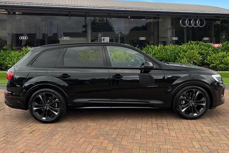 New Audi Q7 Black Edition 2025 Black SUV