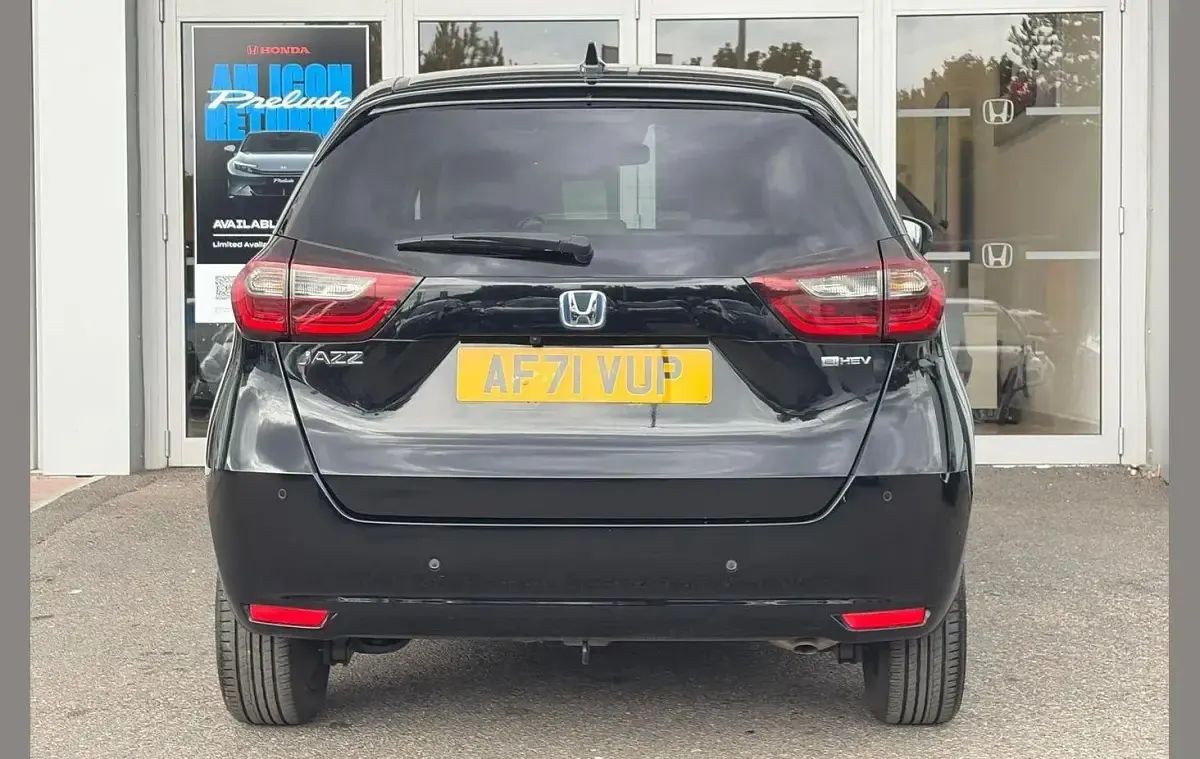 Used Honda Jazz Hybrid 109 HP (80 kW) 2022 Black Hatchback