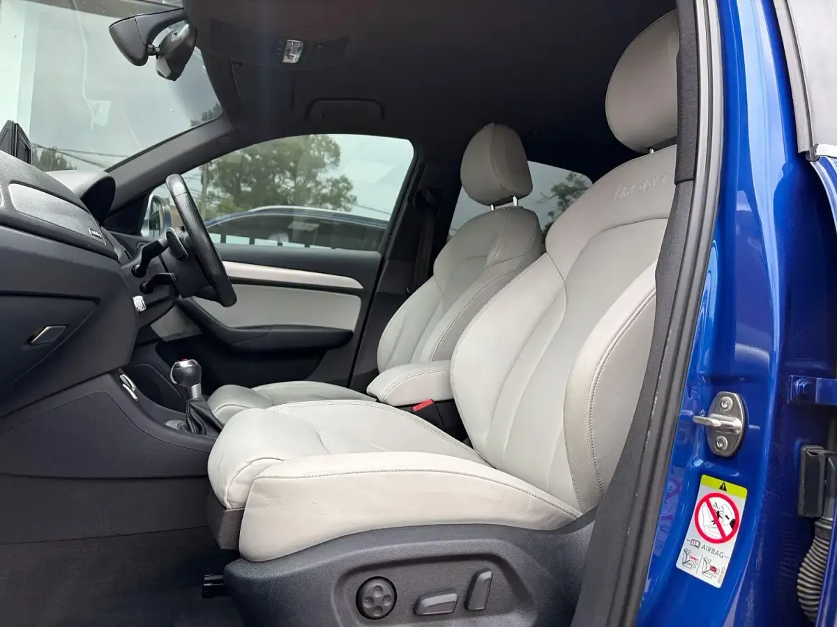 Used Audi RS Q3 Premium 310 HP (228 kW) 2014 Blue SUV