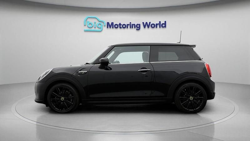Used Mini Cooper S Hatch 135 kW (184 HP) 2023 Black Hatchback
