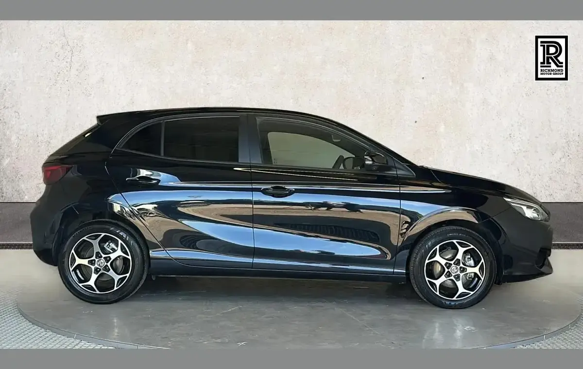 Used MG MG3 Trophy 194 HP (142 kW) 2025 Black Hatchback