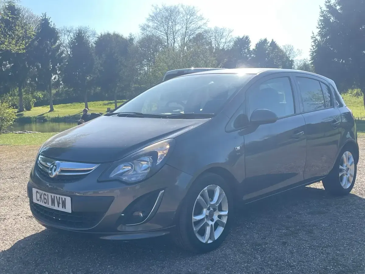 Used Vauxhall Corsa 90 HP (66 kW) 2011 Grey Hatchback