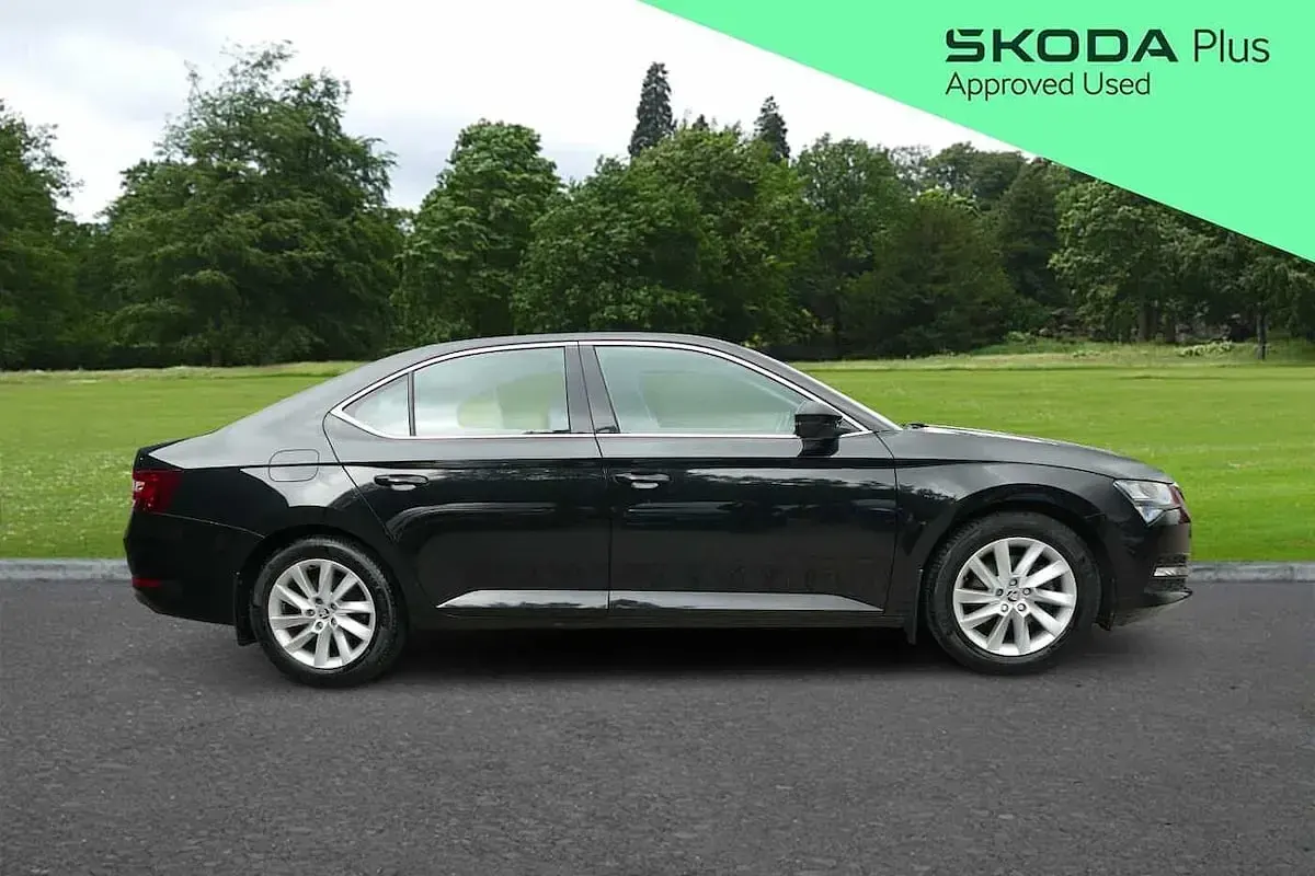 Used Skoda Superb SE 150 HP (110 kW) 2022 Black Hatchback