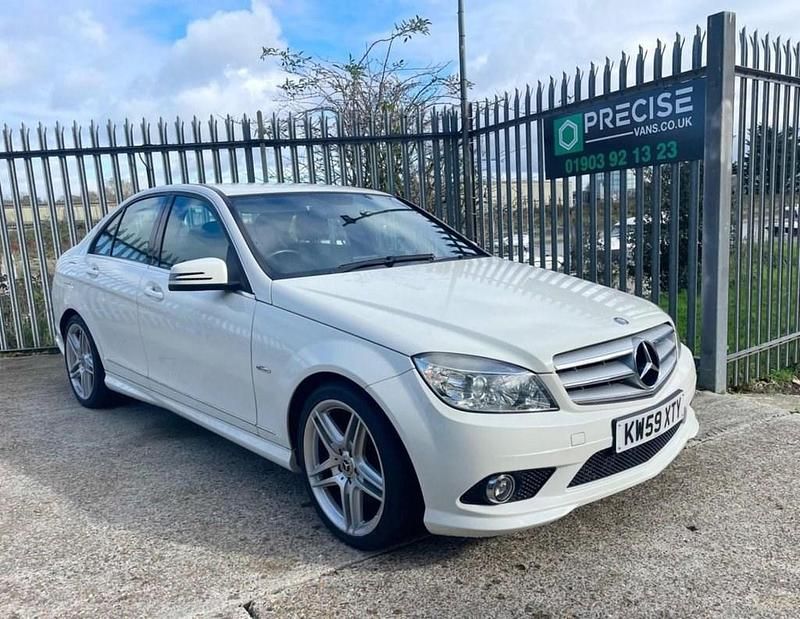 Used Mercedes C350 231 HP (169 kW) 2010 White Sedan