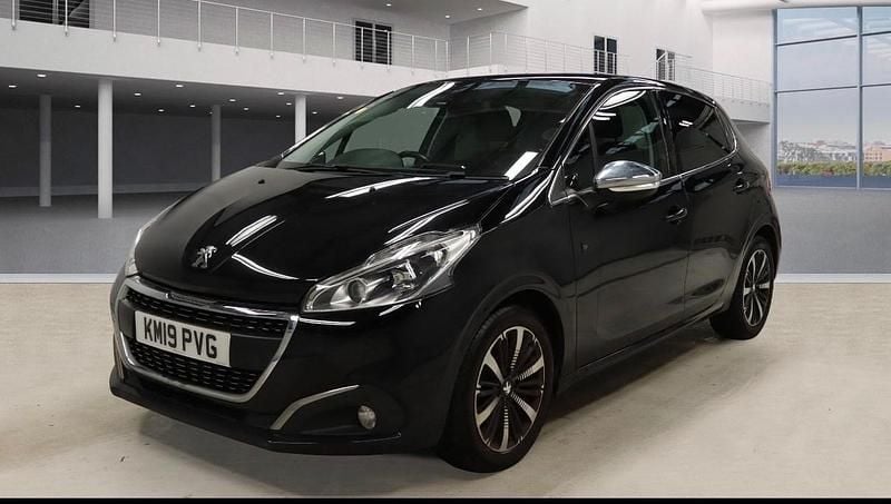 Used Peugeot 208 2019 Black Hatchback