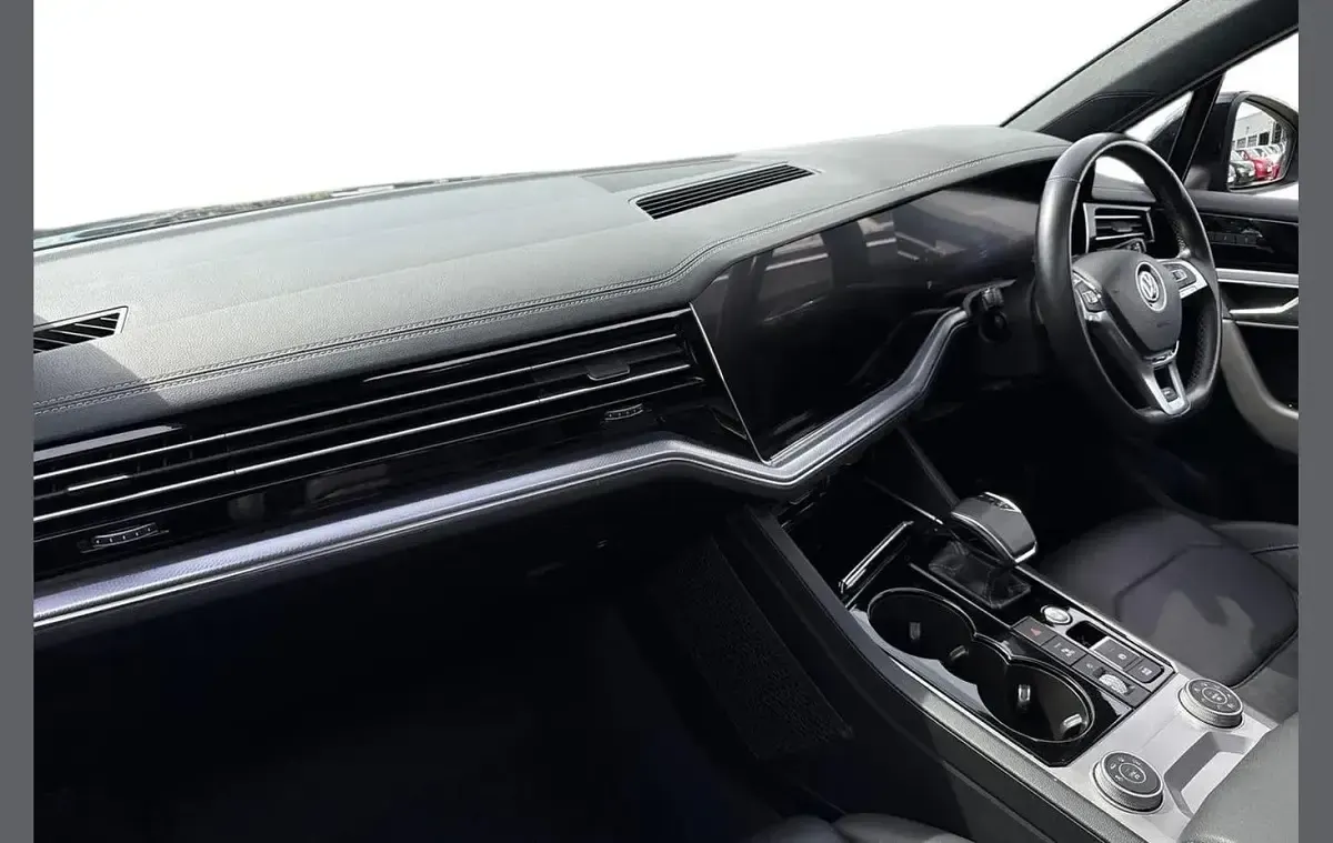 Used VW Touareg Black Edition 286 HP (210 kW) 2020 Black SUV
