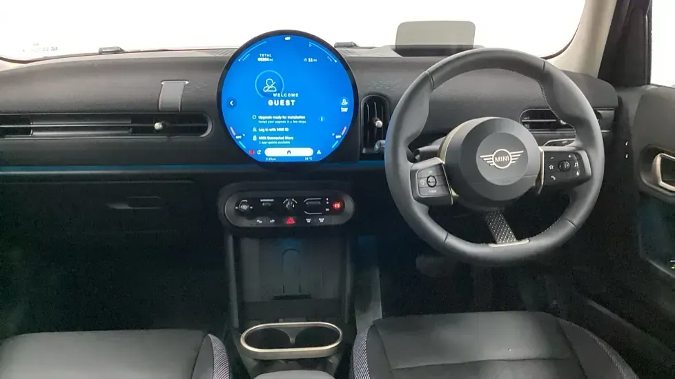 Used Mini Cooper Hatch 113 kW (154 HP) 2025 Blue Hatchback