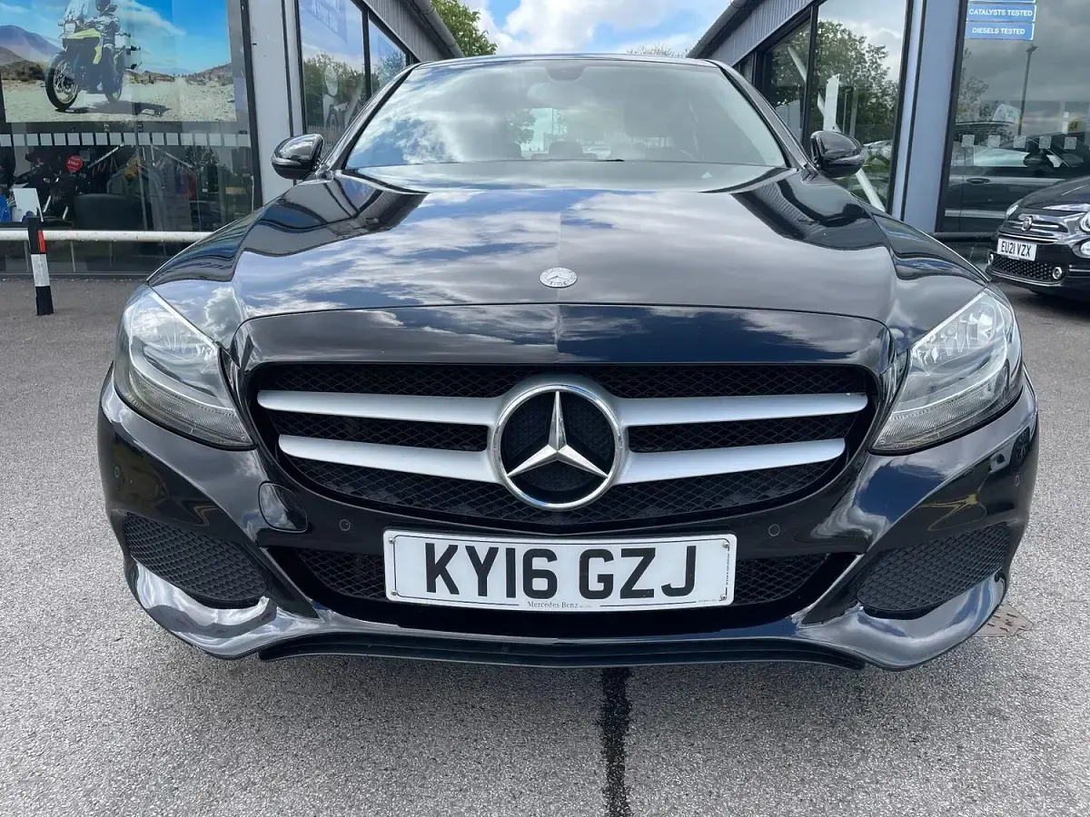 Used Mercedes C220 Executive 170 HP (125 kW) 2016 Black Sedan