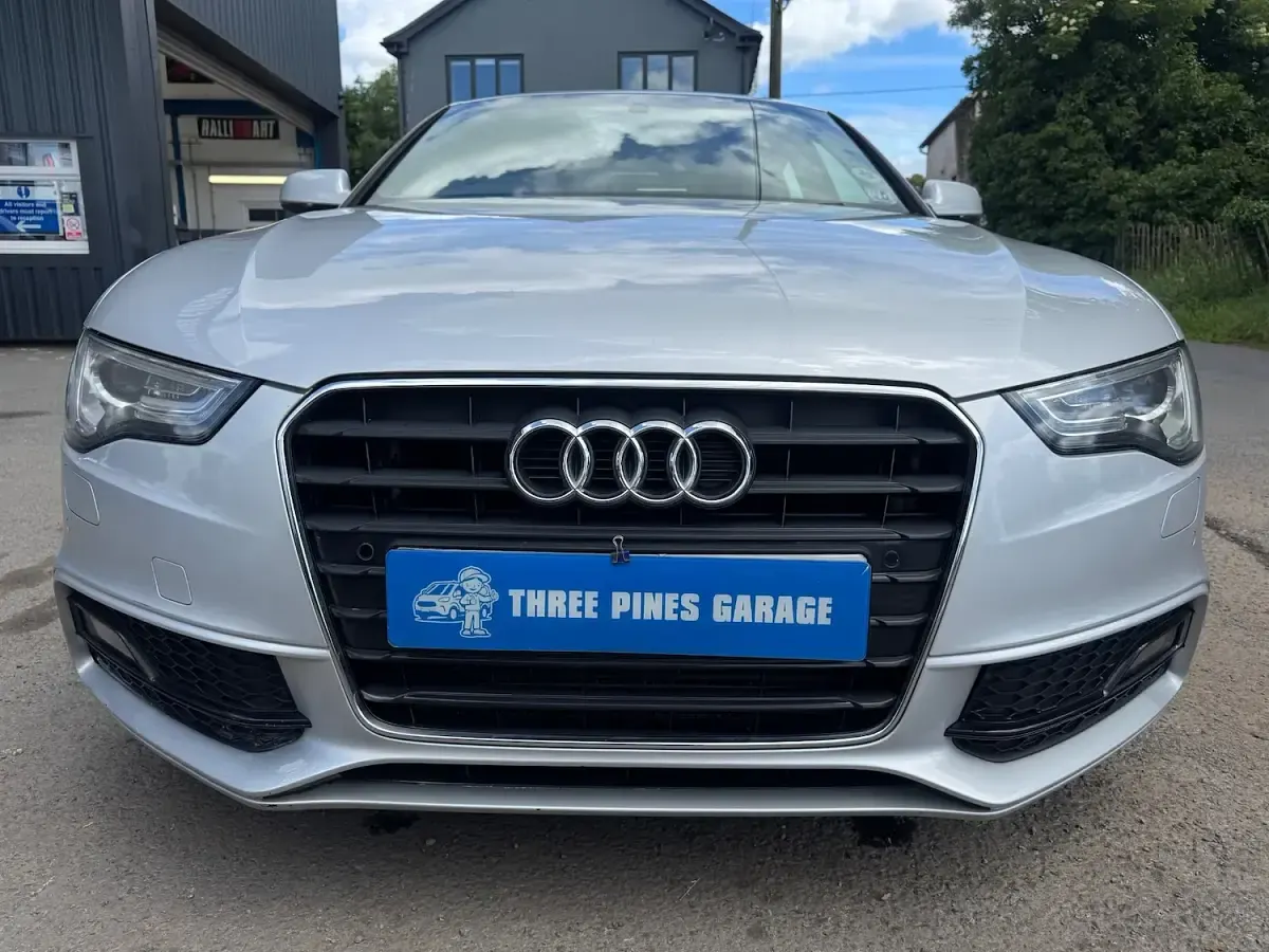 Used Audi A5 S-Line 204 HP (150 kW) 2012 Silver Coupe