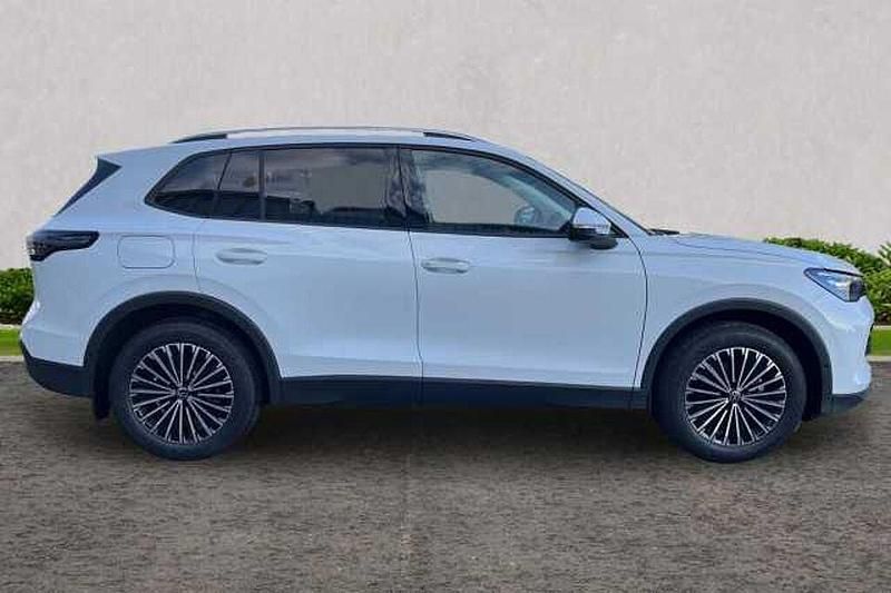 Used VW Tiguan 150 HP (110 kW) 2025 SUV