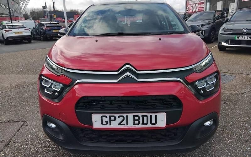 Used Citroën C3 PureTech 83 HP (61 kW) 2021 Red Hatchback