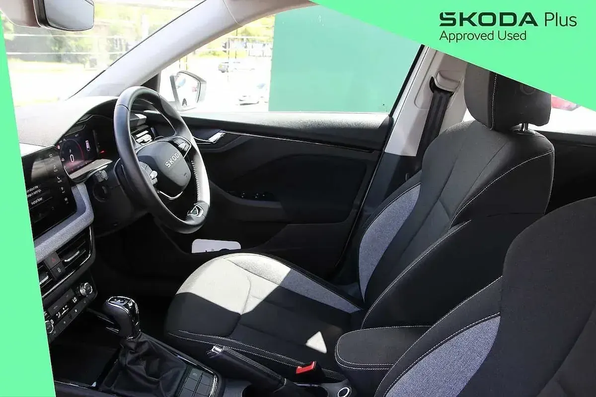 Used Skoda Scala SE 115 HP (84 kW) 2025 Moon white metallic Hatchback