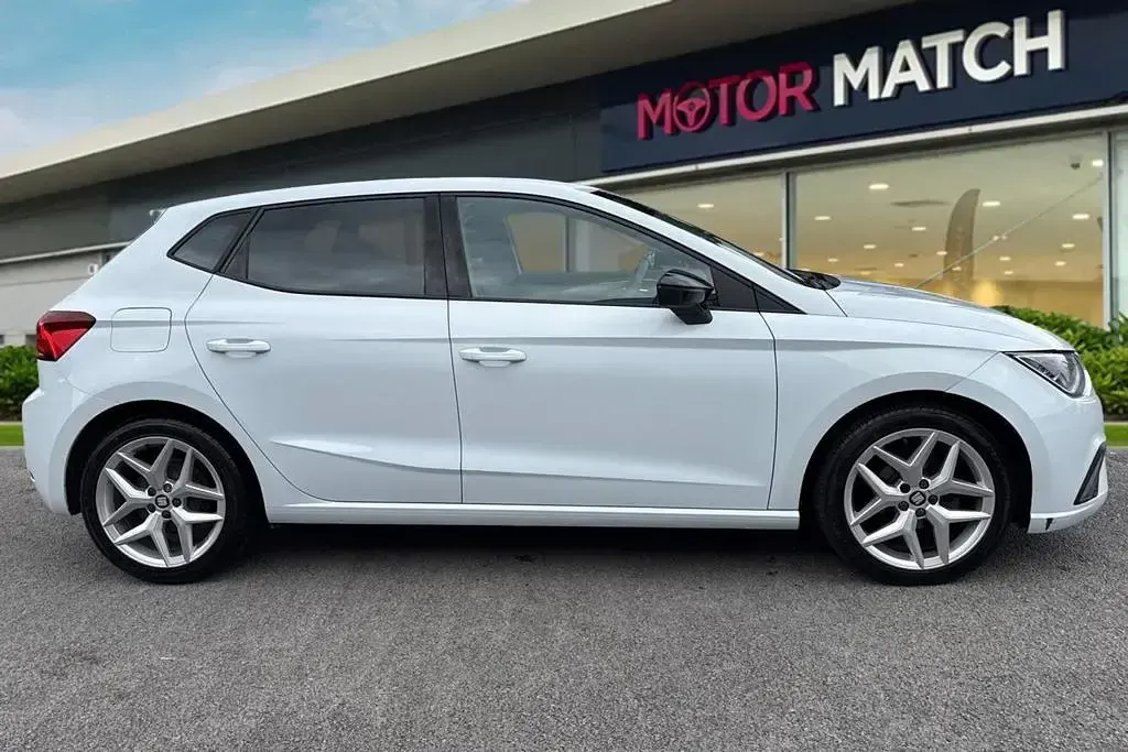 Used Seat Ibiza FR 2019 White Hatchback