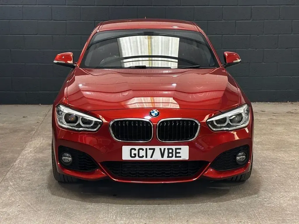 Usado BMW 120 M Sport 190 CV (139 kW) 2017 Naranja Utilitario