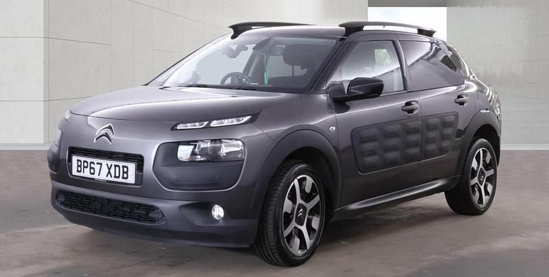 Used Citroën C4 Cactus Flair 82 HP (60 kW) 2018 Grey Hatchback