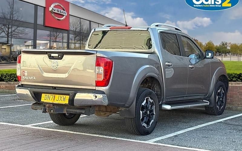 Used Nissan Navara Tekna 190 HP (139 kW) 2021 Grey Pickup