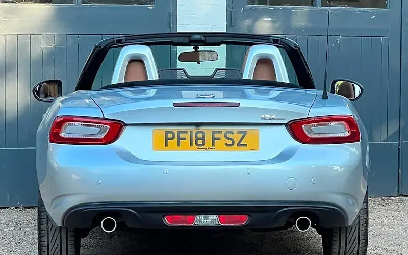 Used Fiat 124 Spider Lusso 140 HP (102 kW) 2017 Silver Cabriolet
