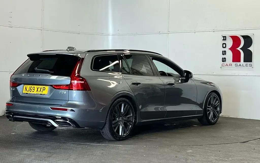 Used Volvo V60 R-Design Pro 2019 Grey Estate