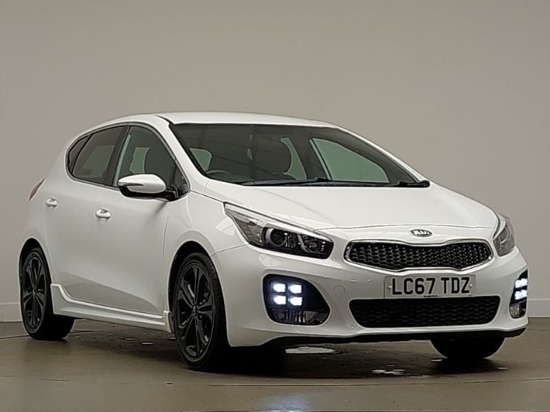 White Used 2018 Kia Ceed GT-Line Hatchback | £9,998 (Good price) - Image 1/4