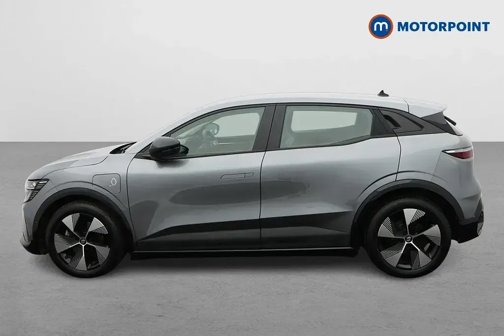 Used Renault Megane E-Tech Equilibre 160 kW (218 HP) 2023 Grey Hatchback