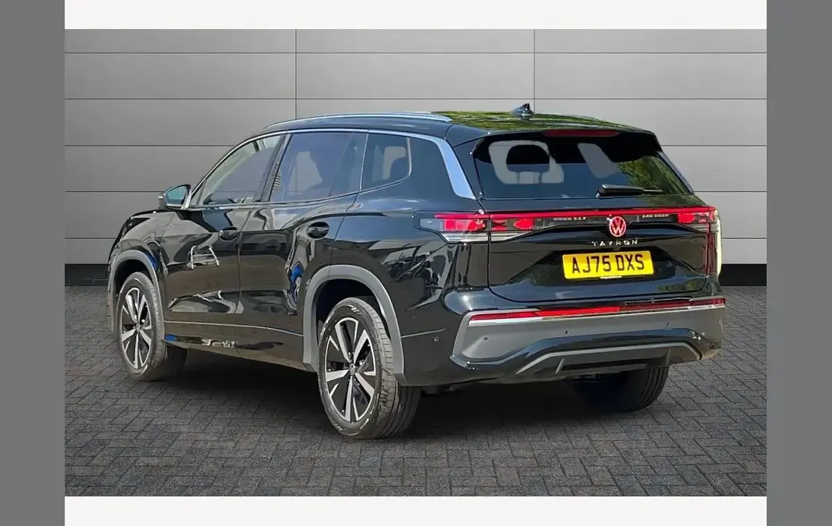 Used VW Tayron Elegance 193 HP (141 kW) 2026 Black SUV
