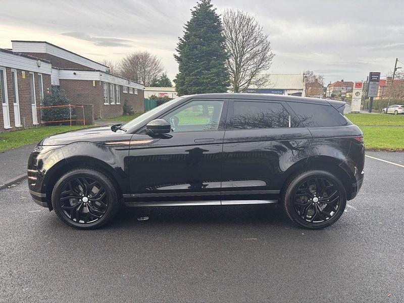 Used Land Rover Range Rover evoque SE Dynamic 2019 Black Estate