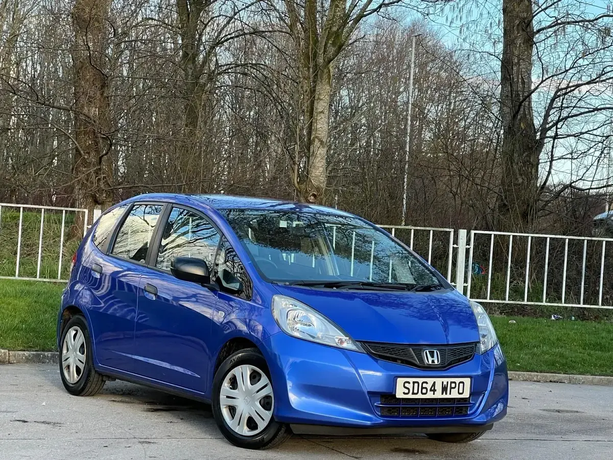 Used Honda Jazz S 90 HP (66 kW) 2014 Blue Hatchback