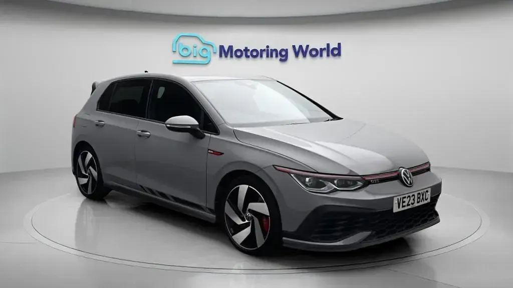 Used VW Golf VIII GTI Clubsport 300 HP (220 kW) 2023 Hatchback