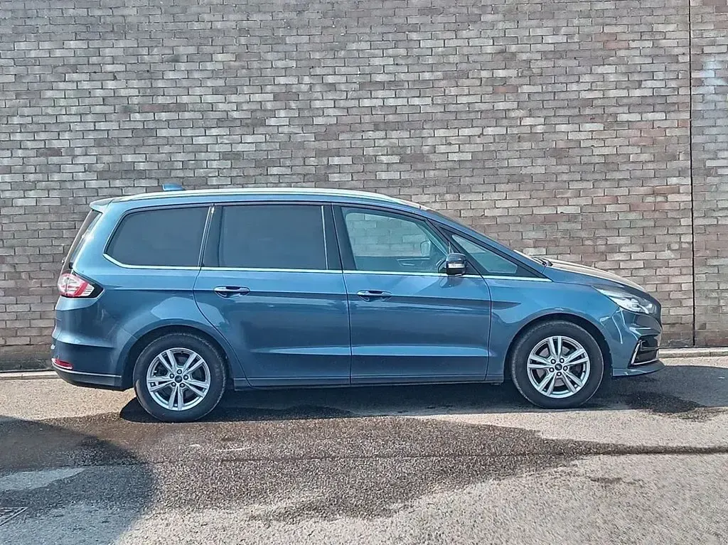 Used Ford Galaxy Titanium 150 HP (110 kW) 2021 Blue MPV
