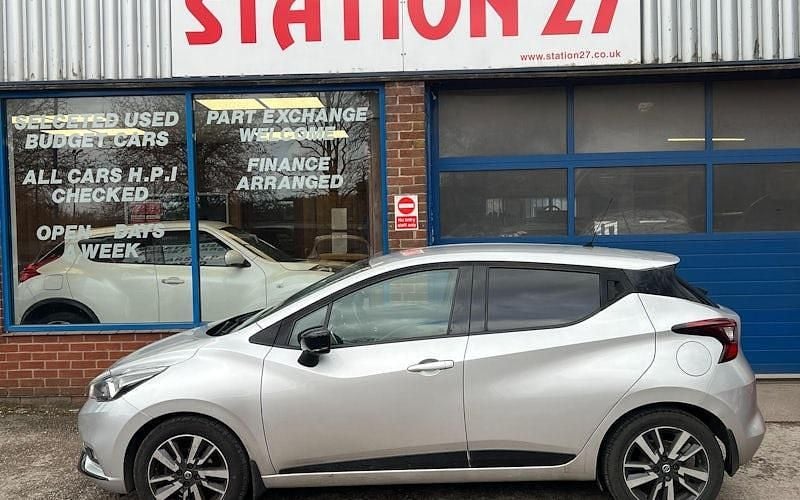 Used Nissan Micra N-Connecta 90 HP (66 kW) 2018 Silver Hatchback