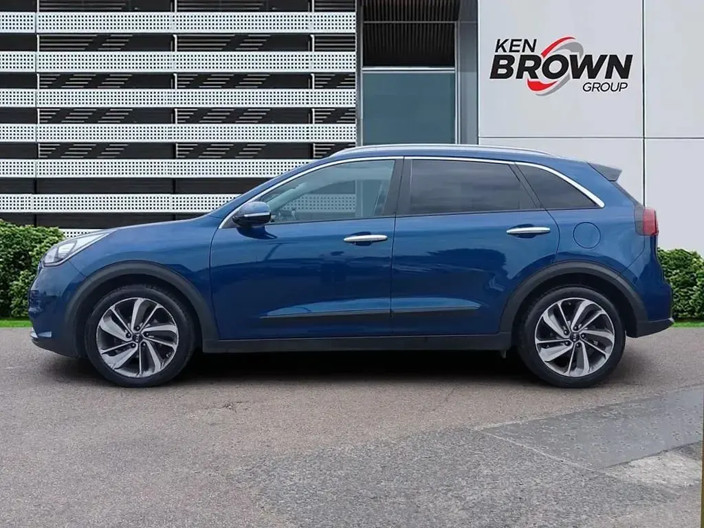 Used Kia Niro 2017 Blue SUV