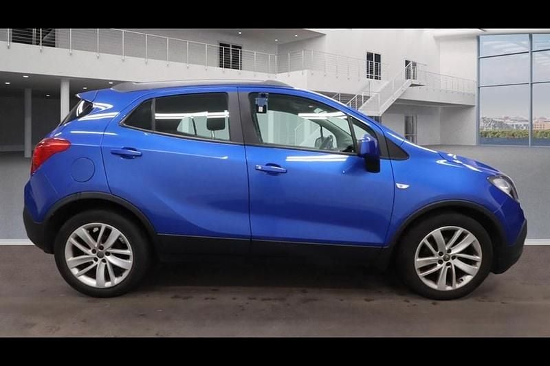 Blue Used 2016 Vauxhall Mokka SUV | £3,250 (Good price) - Image 1/1
