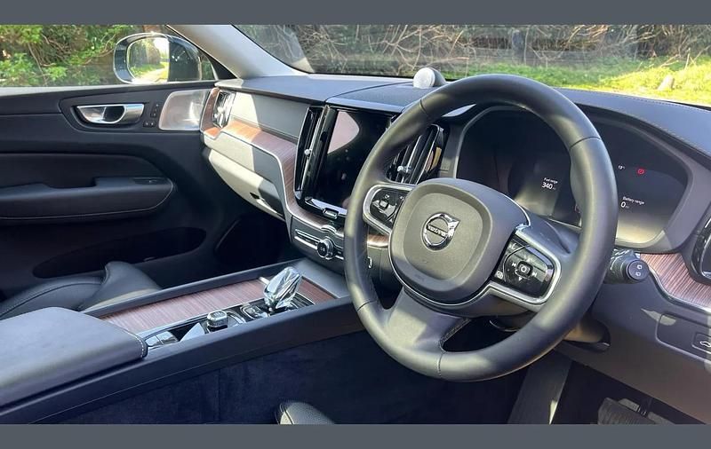 Used Volvo XC60 Ultimate 449 HP (330 kW) 2023 Grey SUV