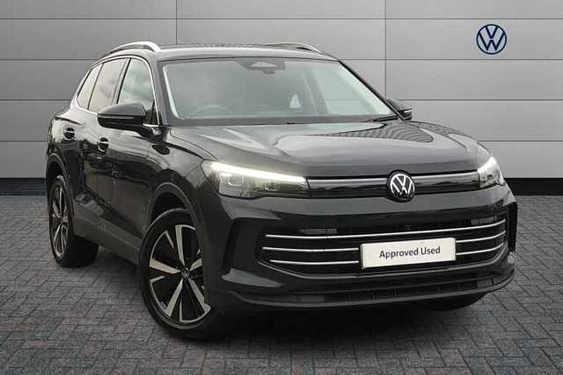 Used 2024 VW Tiguan SUV | £31,979 (Expensive) - Image 1/4