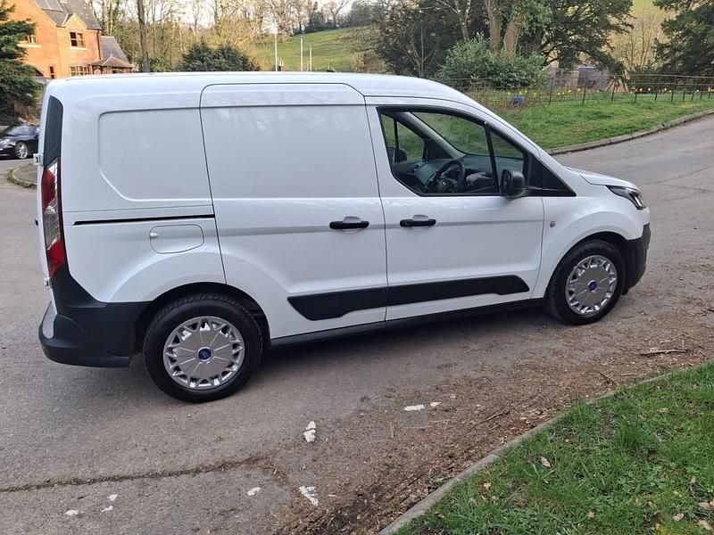 Used Ford Transit Connect 100 HP (73 kW) 2021 White MPV