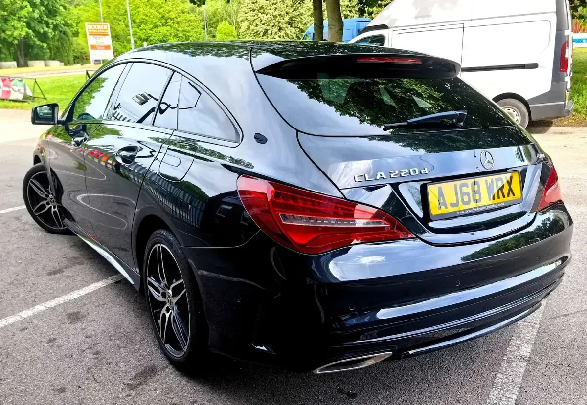 Used Mercedes CLA220 Shooting Brake AMG line 177 HP (130 kW) 2017 Black Estate