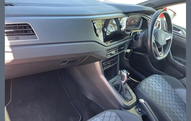 Used VW Polo R-line 108 HP (79 kW) 2022 Red Hatchback