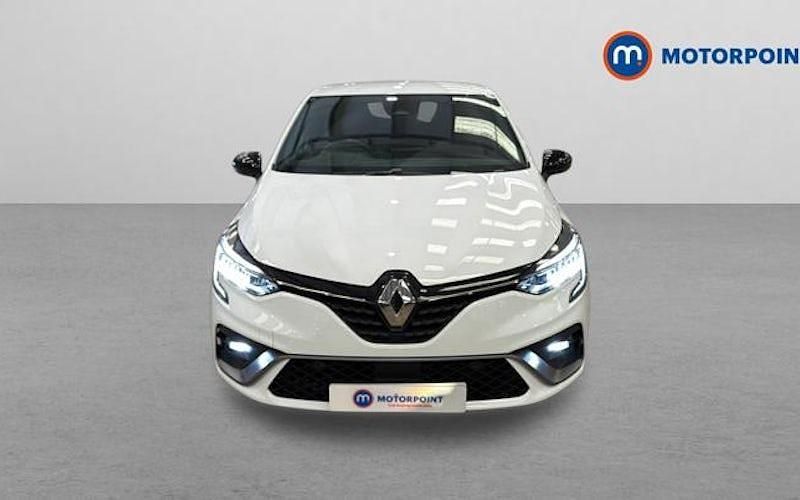Used Renault Clio V RS Line 90 HP (66 kW) 2023 White Hatchback