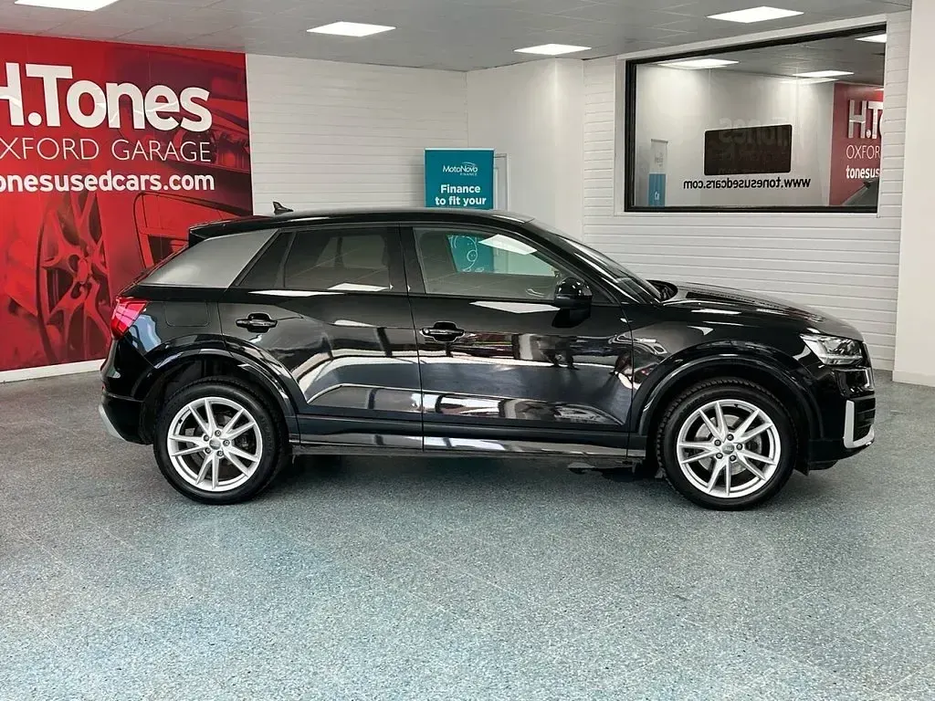 Used Audi Q2 S-Line 150 HP (110 kW) 2017 Black SUV