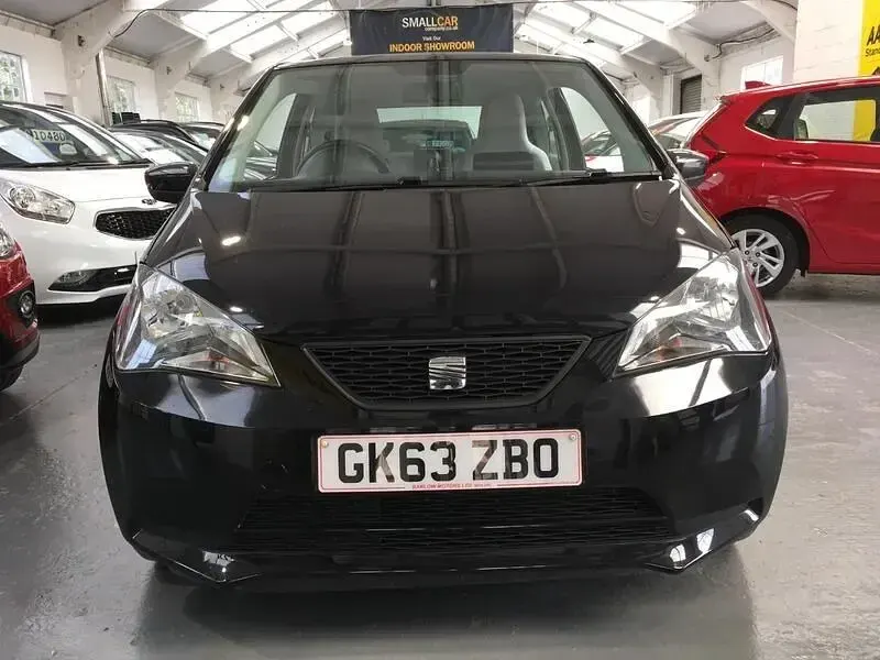 Begagnad Seat Mii 2013 Svart Halvkombi