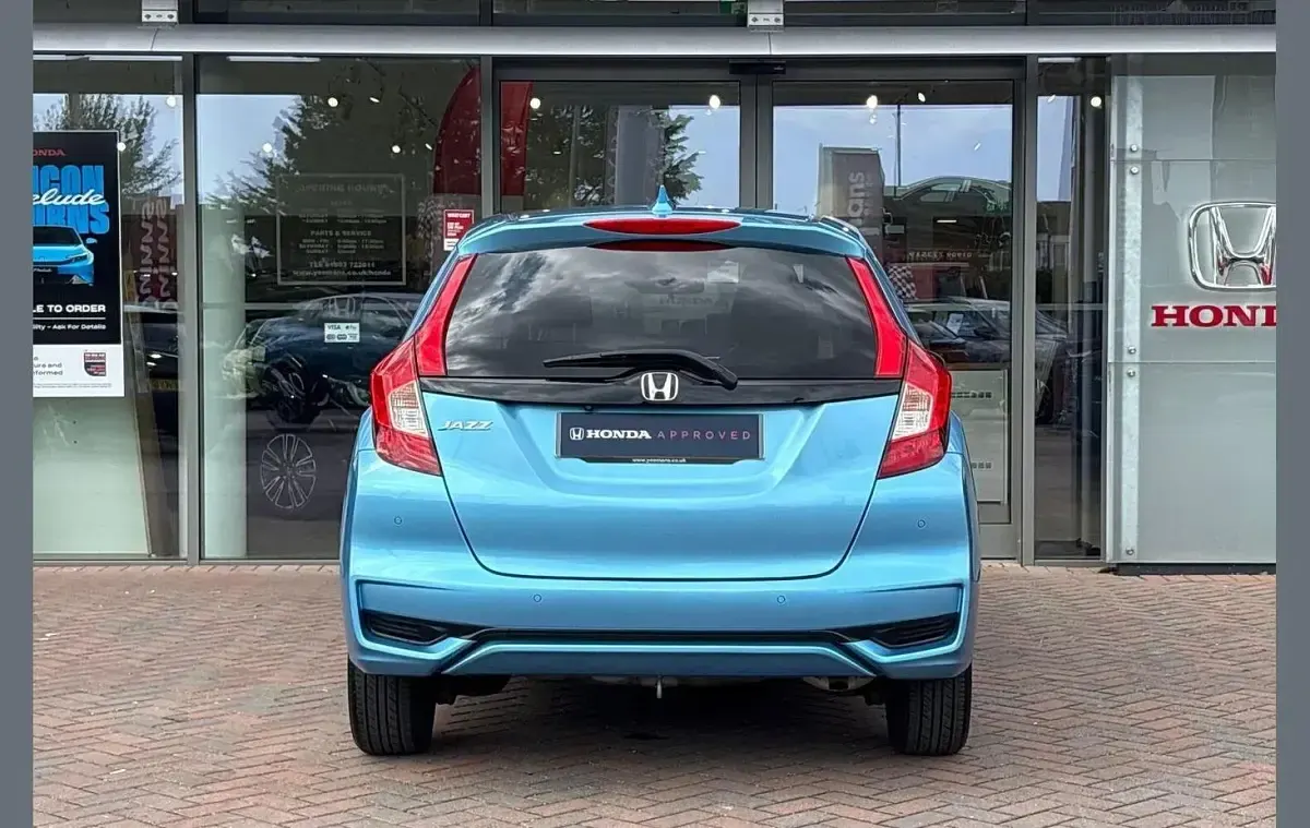 Used Honda Jazz EX 102 HP (75 kW) 2018 Skyride blue Hatchback