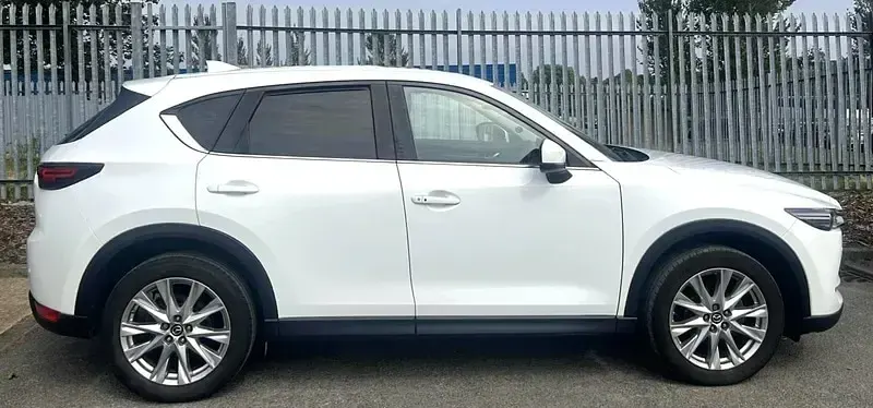 Used Mazda 6 Inclusive 165 HP (121 kW) 2018 White SUV