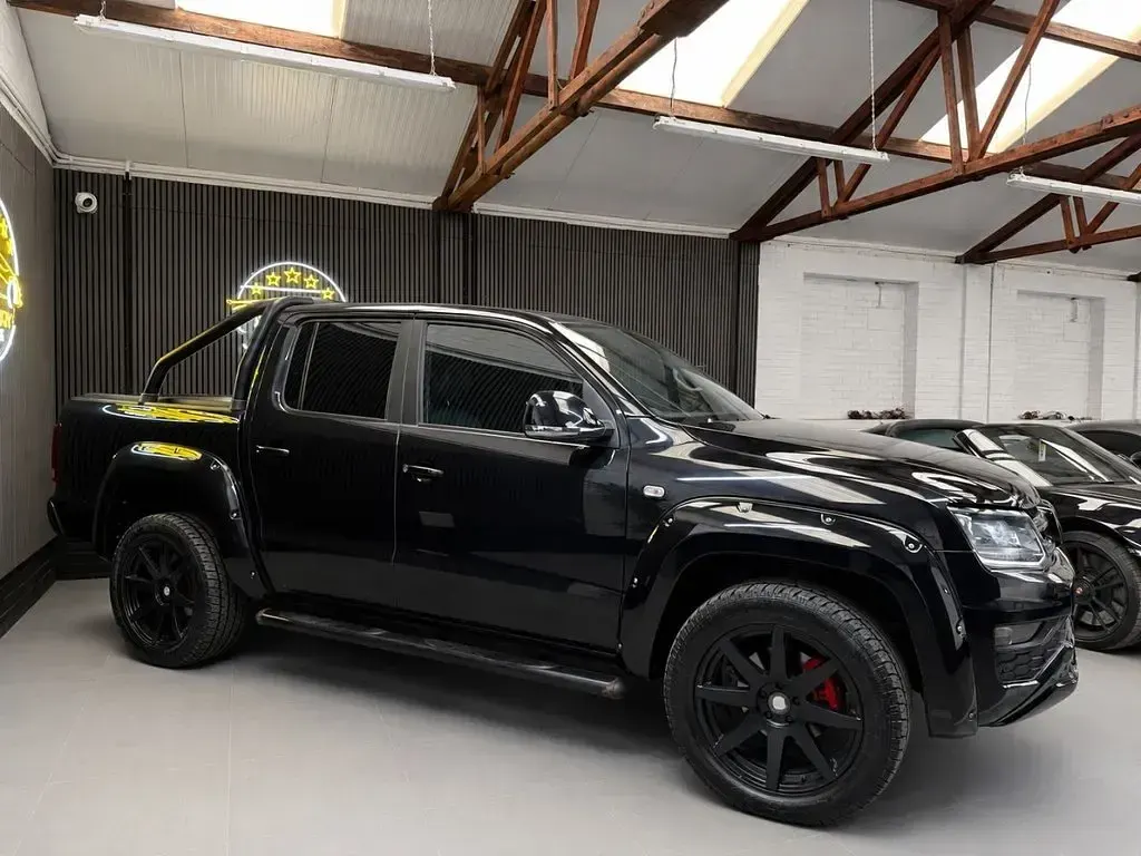 Used VW Amarok Highline 2020 Black Pickup