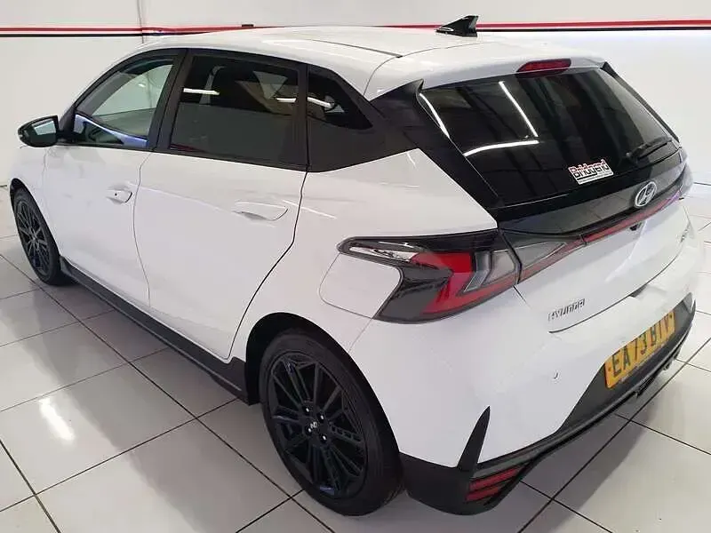 Used Hyundai i20 N Line 118 HP (86 kW) 2023 White Hatchback