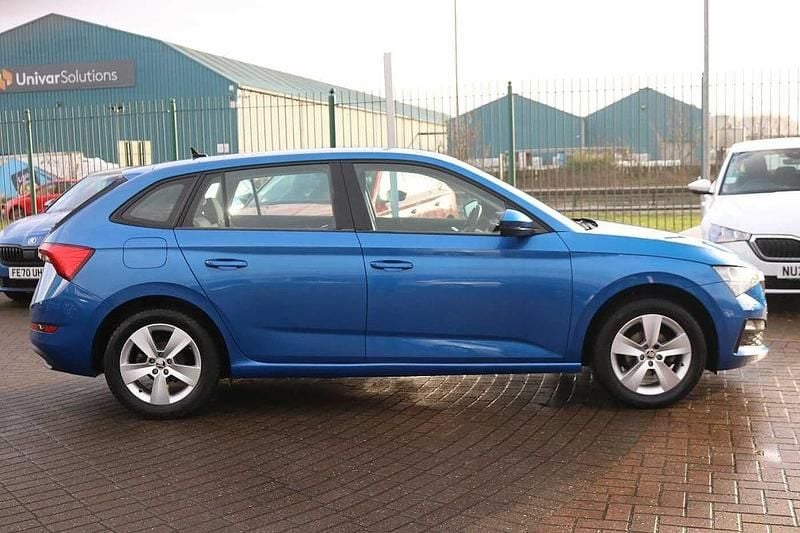 Used Skoda Scala SE 95 HP (69 kW) 2019 Blue Hatchback