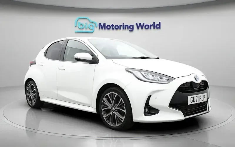 Second-hand Toyota Yaris Hybrid 116 CP (85 kW) 2025 Hatchback